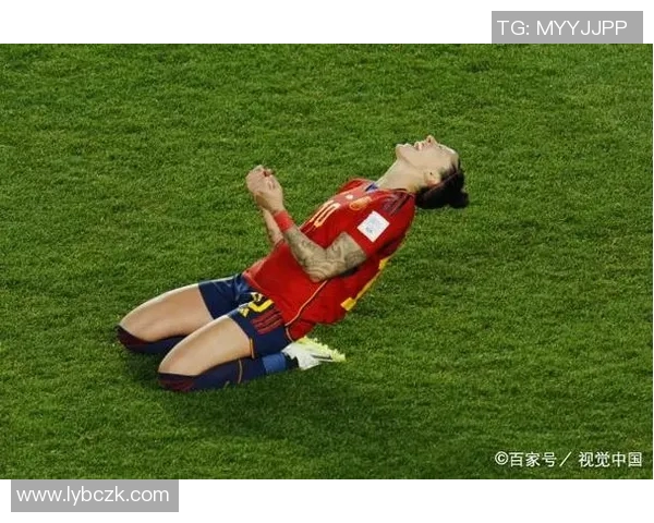 挑战你所熟知的足球明星们揭开他们不为人知的故事与成就 挑战你所熟知的足球明星们揭开他们不为人知的故事与成就